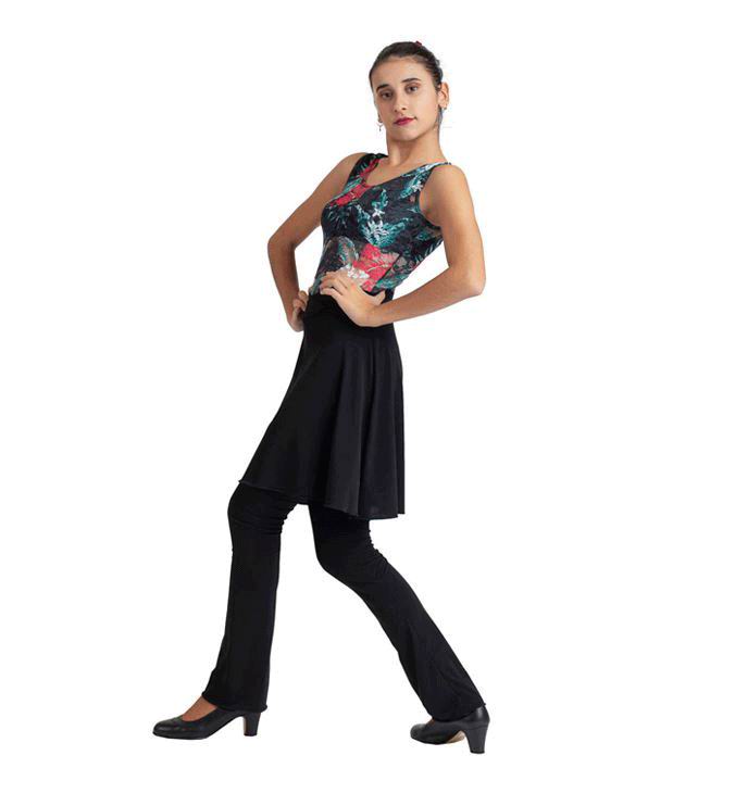 Falda corta de flamenco con pantalon. Ref. 386PF13PF13PF13